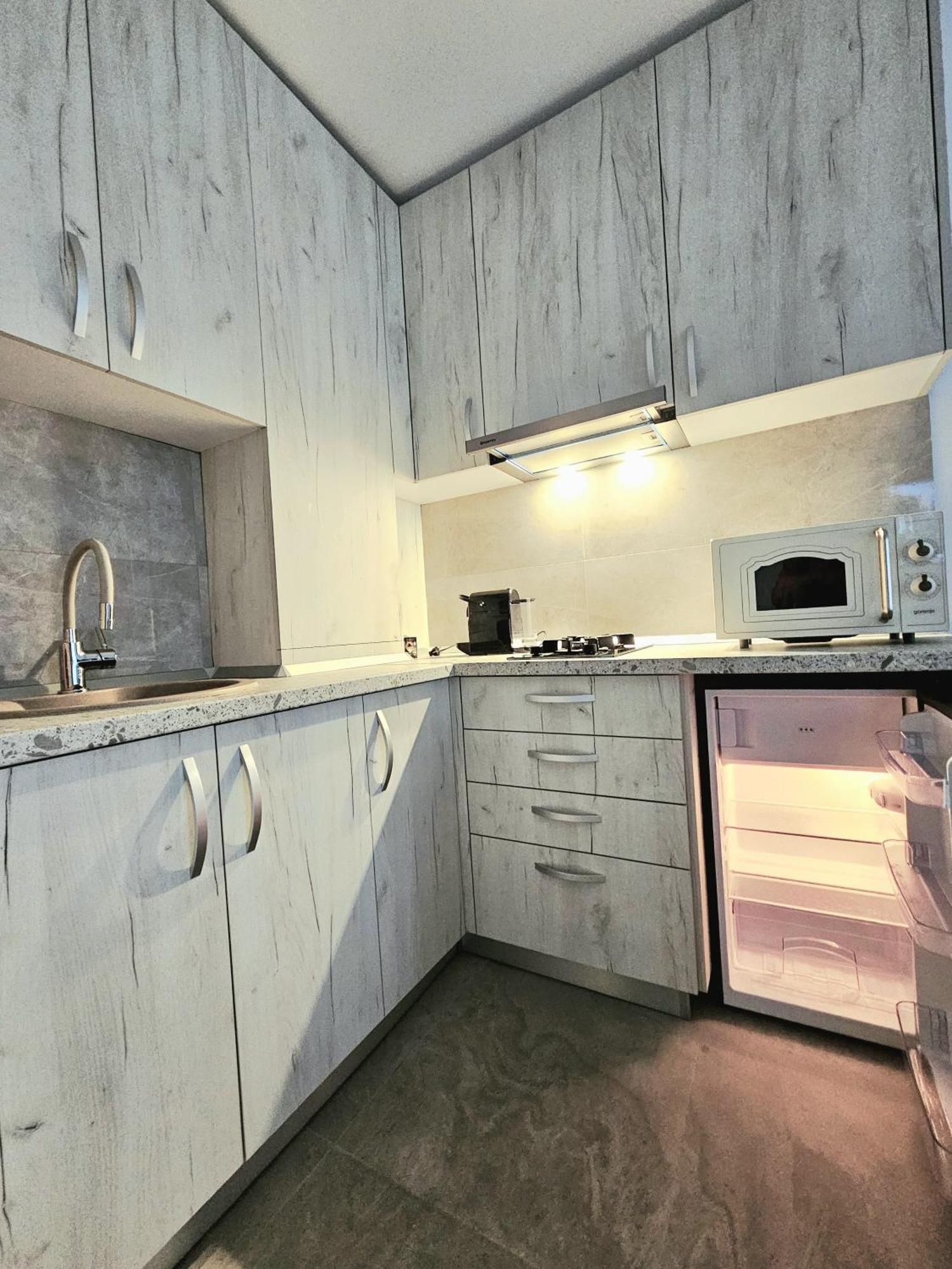 Snow Apartament Buşteni Εξωτερικό φωτογραφία